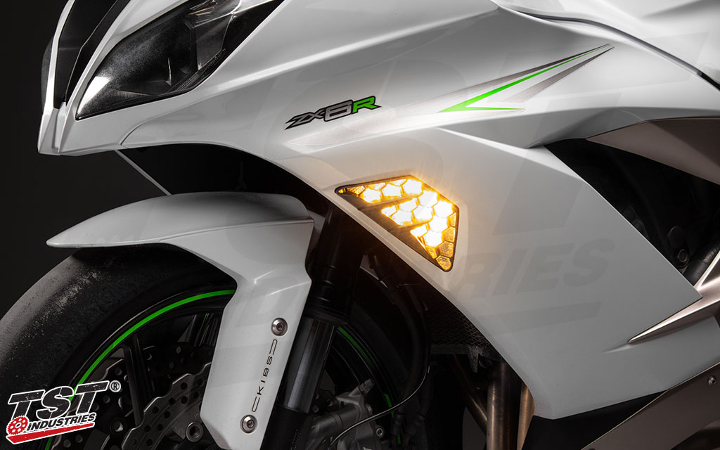 TST Industries NEXUS LED ウィンカー TST Industries Nexus LED Flushmount Turn Signals '24